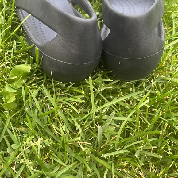 Crocs - Picture 4 of 6